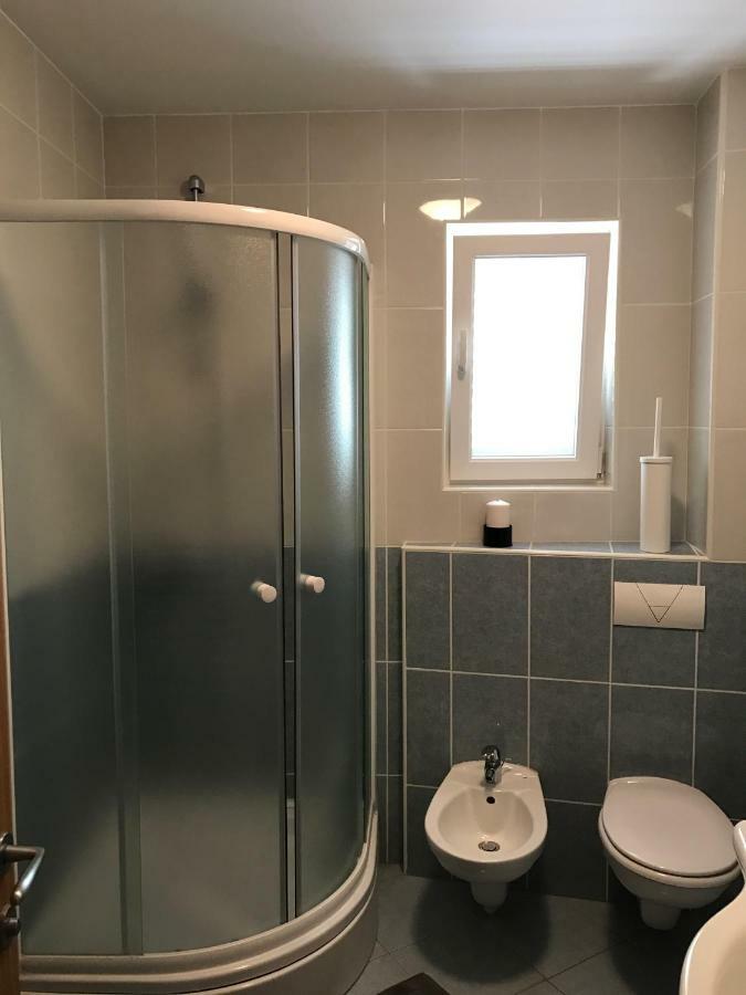 Apartments Gazebo Трогир Экстерьер фото